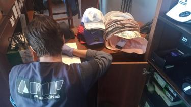 Allanan un local en un country de Bariloche y lo multan por 30 millones de pesos