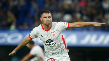 La historia de Adrián "Maravilla" Martínez, el jugador de Instituto que amargó a Boca en La Bombonera. 