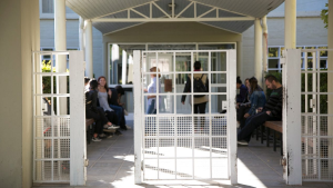 Cómo acceder a las becas económicas que ofrece el IUPA