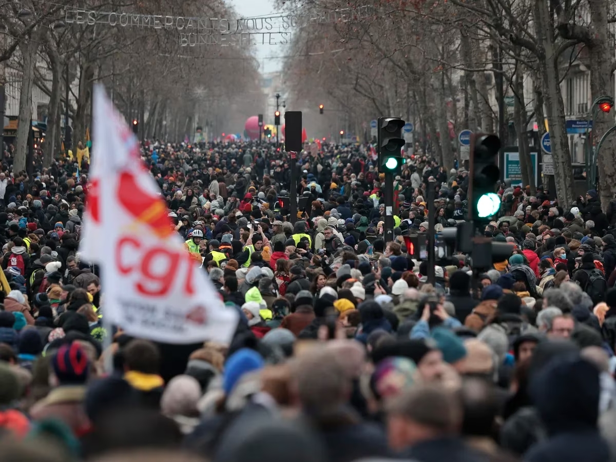 Según los sindicatos, participaron más de tres millones en la huelga de hoy