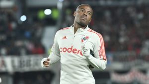 Flamengo quiere a De la Cruz y ya negocia con River