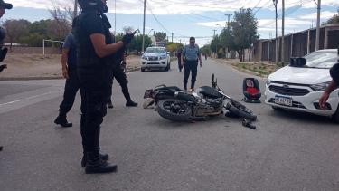 Los sujetos intentaron escapar, pero perdieron el control y fueron detenidos. Foto: Gentileza.