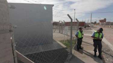 La posta policial del Distrito VII o Altos del Neuquén, fue la última intervención del IMUH antes de continuar con otros lotes con servicio a la vera de la ruta 22 (foto Oscar Livera)