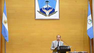 El gobernador Omar Gutiérrez es el autor de la iniciativa. Foto Florencia Salto.