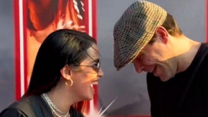 Video: Peter Lanzani sorprendió a Lali Espósito antes de su show en Vélez