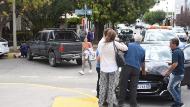  La conductora de la camioneta señaló que fue amedrentada por los ocupantes del otro vehículo. Foto Juan Thomes