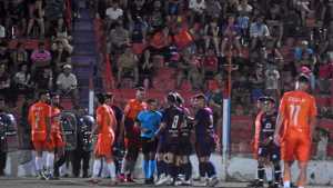 Liga Confluencia: durísima sanción a Deportivo Roca y Argentinos, adentro y afuera de la cancha