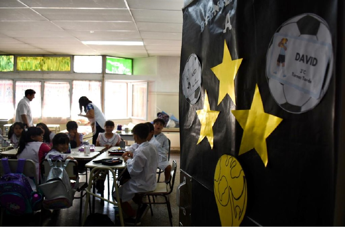 Algunas escuelas iniciaron las clases, pero varias presentan problemas edilicios o falta de cargos. Foto: Matías Subat