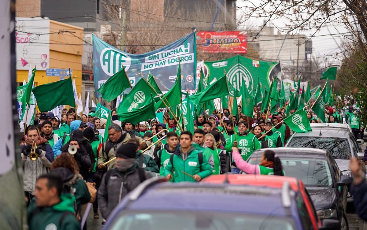 El sindicato realizó el pedido a la gobernadora Arabela Carreras para que declare día no laborable el 8 de marzo. 