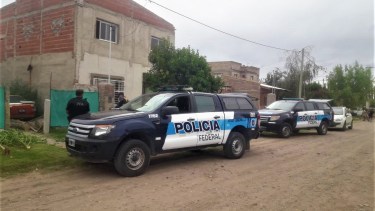 Tras un mes de investigación, se allanaron dos viviendas. Una de ellas era un punto de venta de cocaína. Foto: Gentileza