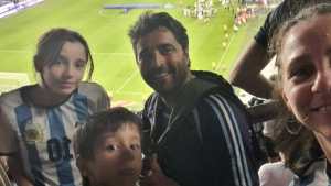 “Abracé a mis hijos, lloré y así llegué»: hablaron hinchas de Roca estafados para ver a la Selección Argentina