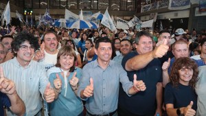 Koopmann encabezó un acto en el este para reforzar el voto de Neuquén capital