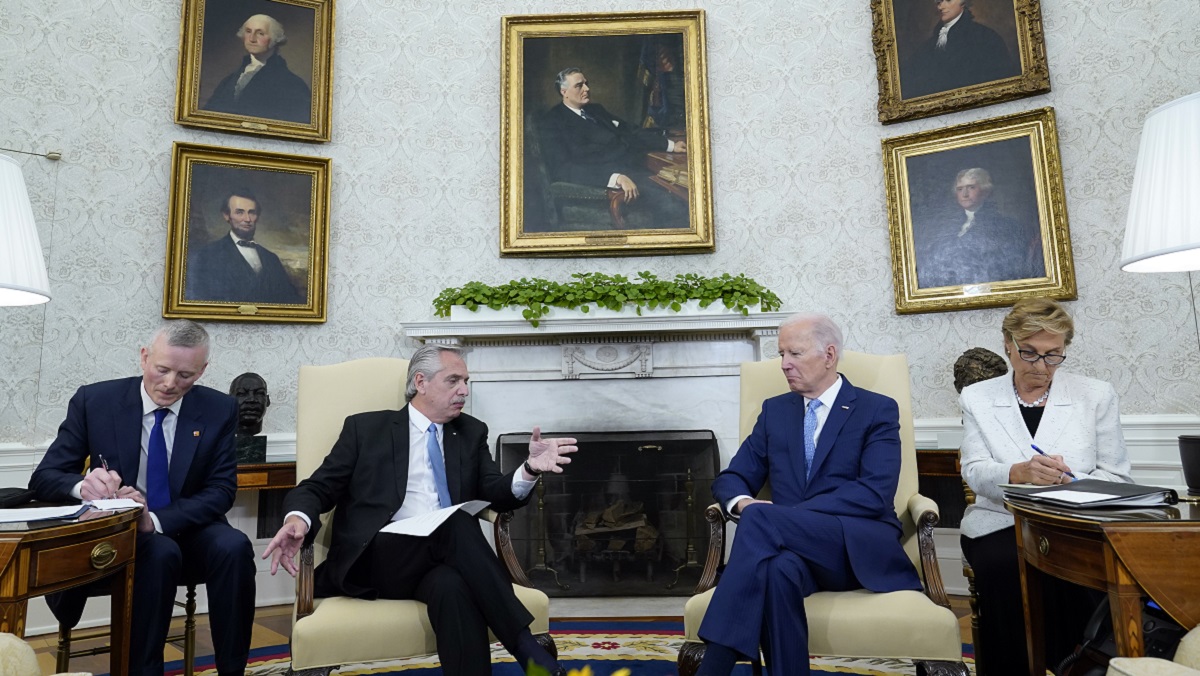 Fernández y el actual presidente de Estados Unidos Joe Biden, durante una de las reuniones en marzo de 2023. 