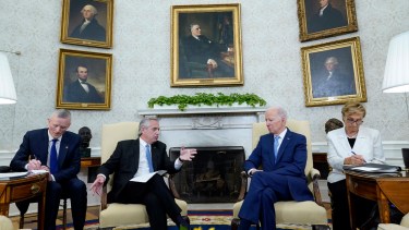 Fernández y el actual presidente de Estados Unidos Joe Biden, durante una de las reuniones en marzo de 2023. 