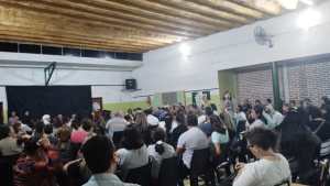 Paritaria docente: por escaso margen, Unter Roca votó por aceptar la propuesta salarial del gobierno