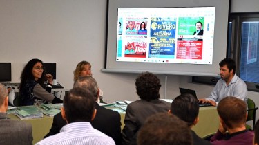 La reunión sirvió para la presentación de los modelos de boletas. Foto: Marcelo Ochoa.