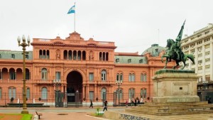 Murió una beba de tres meses en situación de calle con su familia: vivían cerca de Casa Rosada