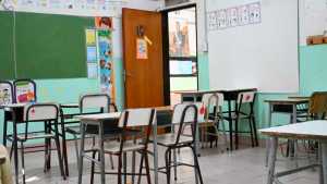 Aseguran que en el primer día de paro más de 8 mil docentes regresaron a las aulas en Río Negro