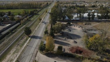 Fernández Oro avanza con la segunda subasta de lotes fiscales. (Foto: Archivo)