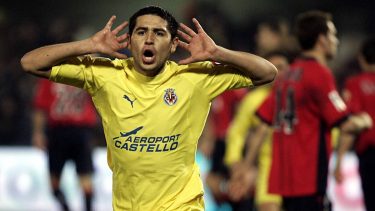 Riquelme es ídolo en Villarreal donde jugó entre 2003 y 2007.