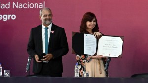 ¿Proscripción o deserción honoris causa?