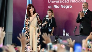 Cristina Kirchner brindará otra charla esta tarde tras su visita a Viedma: dónde y de qué hablará