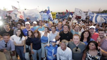 El sector Azul del MPN hizo el lanzamiento de campaña para el 16 de abril, con Koopman y Gaido. Foto: Oscar Livera