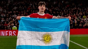 Alejandro Garnacho: cómo puede evitar Argentina que España se lo robe