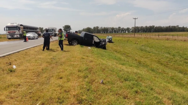 El accidente que protagonizó Michael Díaz se registró ayer, en la ruta nacional 5 en el interior de la provincia de Buenos Aires. Foto Archivo.

