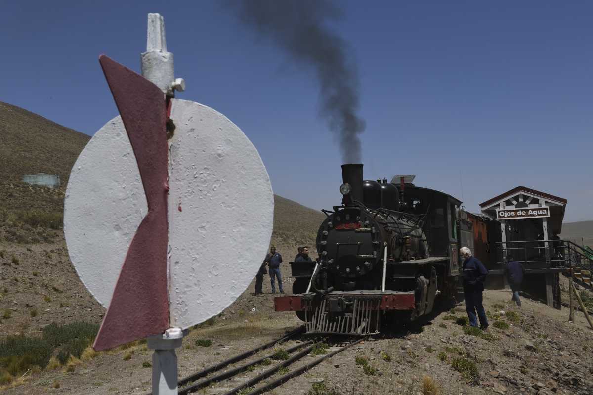 La empresa Tren Patagónico suspendió el servicio de La Trochita.