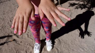 Uno de los derechos más importantes es respetar el nombre elegido, tenga o no el cambio de DNI. Foto Matías Subat.