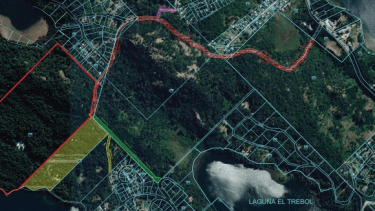 El proyecto hotelero Cauma está ubicado en la reserva natural Laguna El Trébol y es el centro de la polémica en la zona oeste de Bariloche. Archivo