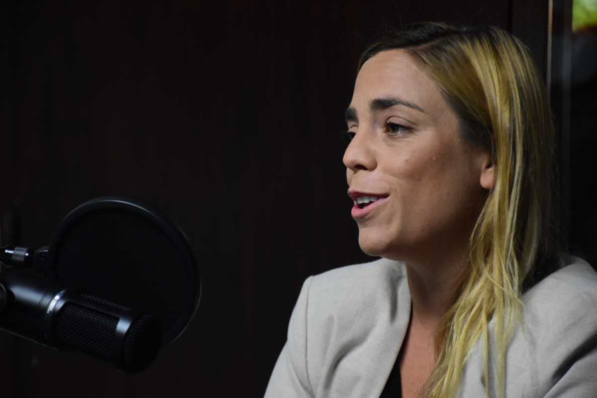 María Emilia Soria, intendenta de General Roca, abordó los desafíos y la crisis municipal en una entrevista exclusiva para RÍO NEGRO RADIO.
