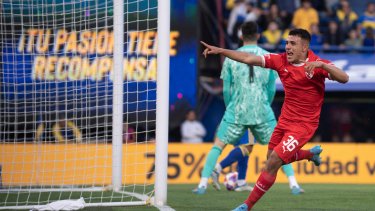 En la calidad de Javier Vallejo están depositadas gran parte de las esperanzas del fútbol del Rojo.