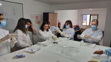 El nuevo centro de simulación sirve para las prácticas de los estudiantes y para la capacitación de los profesionales de la salud. Foto: gentileza