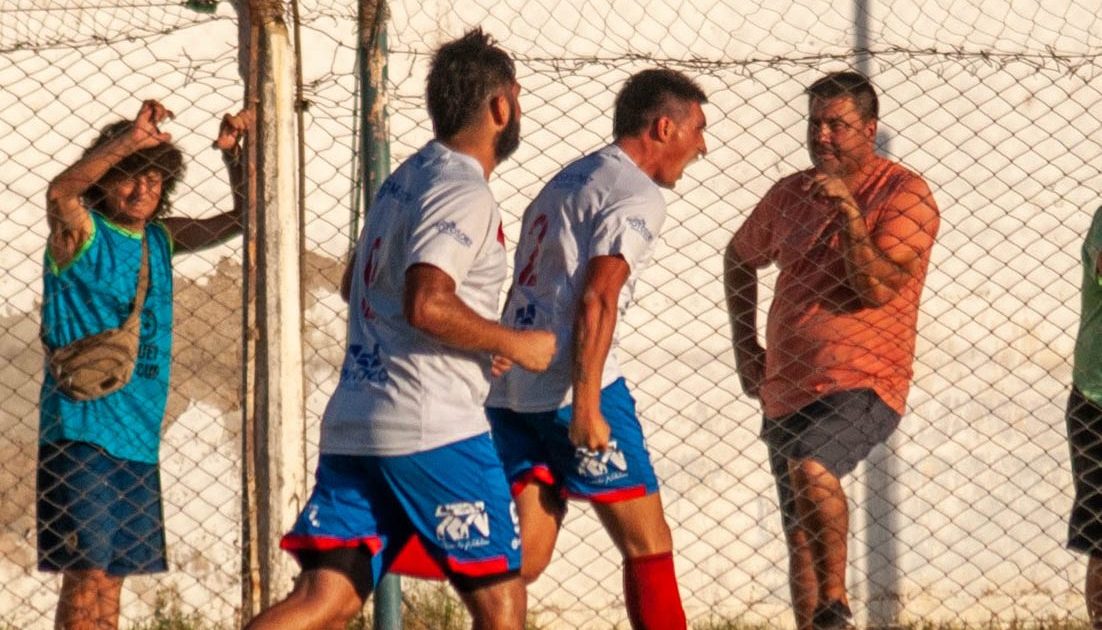 Cipolletti, Unión y Deportivo Roca son los nuevos líderes en la Liga Confluencia thumbnail
