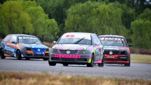 El Turismo Pista del Valle estrena su certamen en el autódromo de Roca