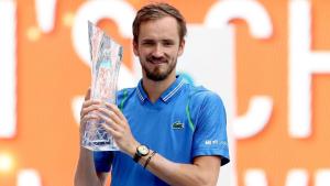 Medvedev derrotó a Sinner y se quedó con el Masters 1000 de Miami