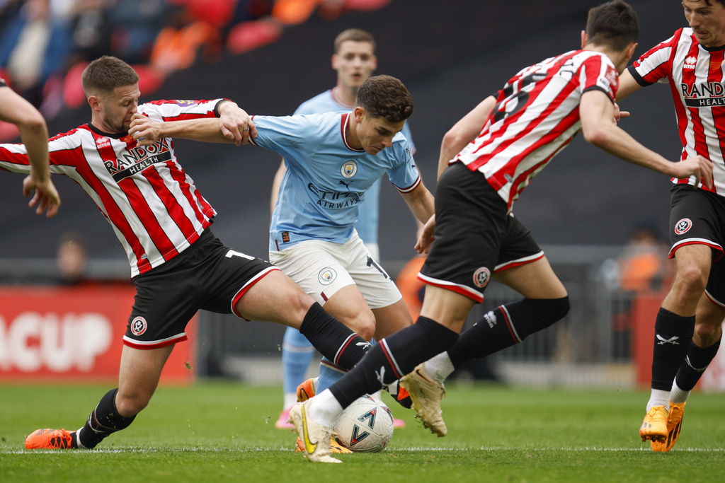 Julián Álvarez jugó los noventa minutos en la goleada del City por la FA Cup. (AP Photo/David Cliff)