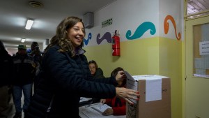 Arabela Carreras candidata en Bariloche: quiénes son sus competidores