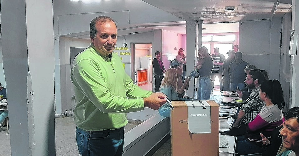 Elecciones en Río Negro Oscar Ramello repetira en Choele Choel.