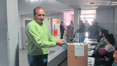 Elecciones en Río Negro Oscar Ramello repetira en Choele Choel.
