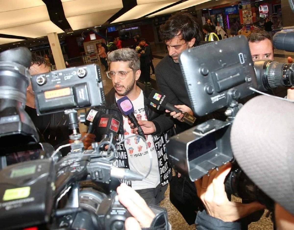 Jey Mammon retornó este lunes a Argentina y habló con la prensa sobre su destino. Foto: MovilPress.-