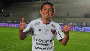 El «Pulga» Rodríguez sufrió un grave vuelco en Tucumán: cuál es el estado de salud del futbolista