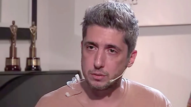 Un periodista español fulminó a Jey Mammon por su estadía en Madird. 