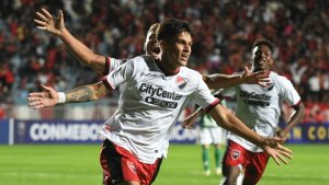 Newell’s derrotó a Audax Italiano en Chile en la última jugada