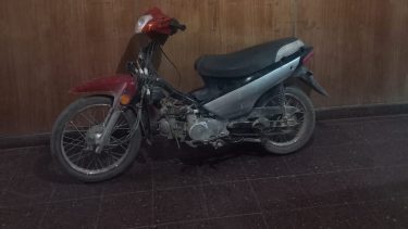 La moto fue secuestrada ayer por la noche. Foto: Gentiliza.