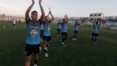 Centenario le ganó a Independiente en su cancha. (Foto: Oscar Livera)