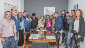 El municipio de Roca logró un acuerdo unánime con los gremios por los salarios
