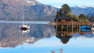 Para Semana Santa 2023, preparan los mejores paisajes de otoño, la mejor gastronomía, en Villa Pehuenia y en cada destino de la Patagonia.